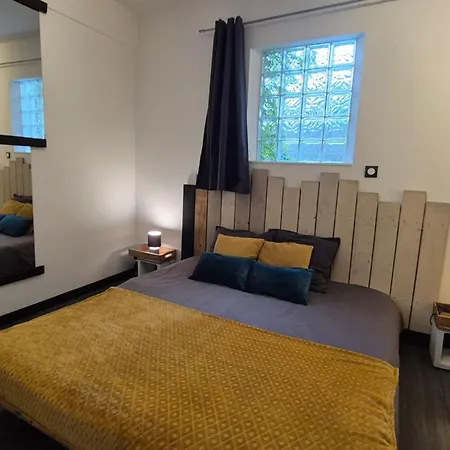 3 Bedrooms And The Moon Terrace 103m2 Of Charm *